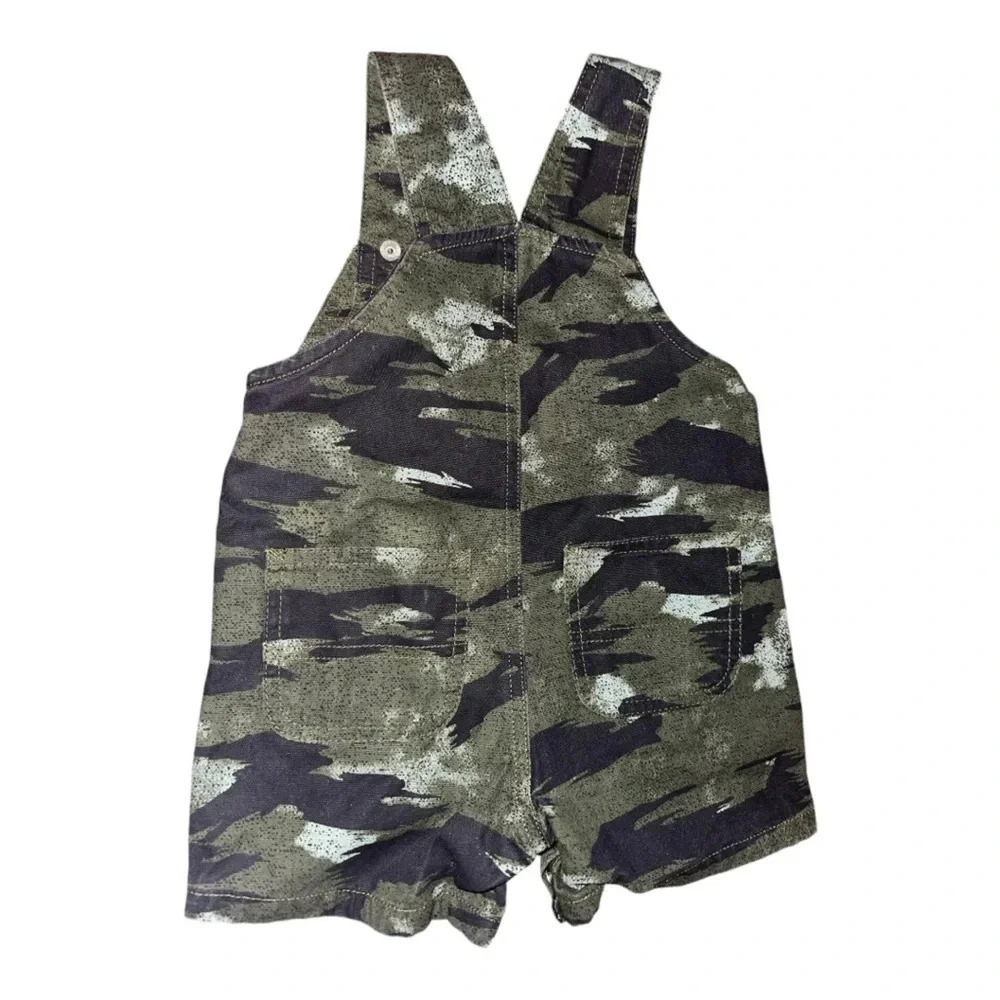 Carhartt Green Camo Shortalls. Size 18m - Picture 2 of 4